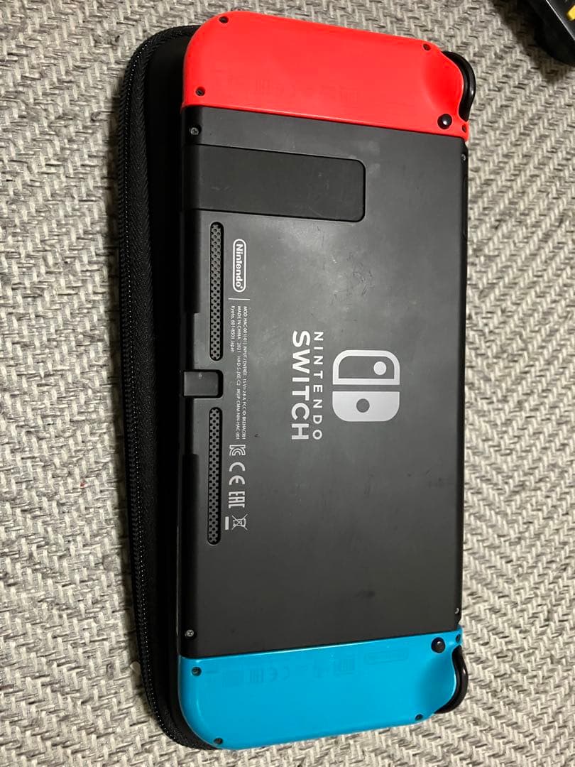 Nintendo Switch 本体のみ　2021年モデル　ジョイコン付き