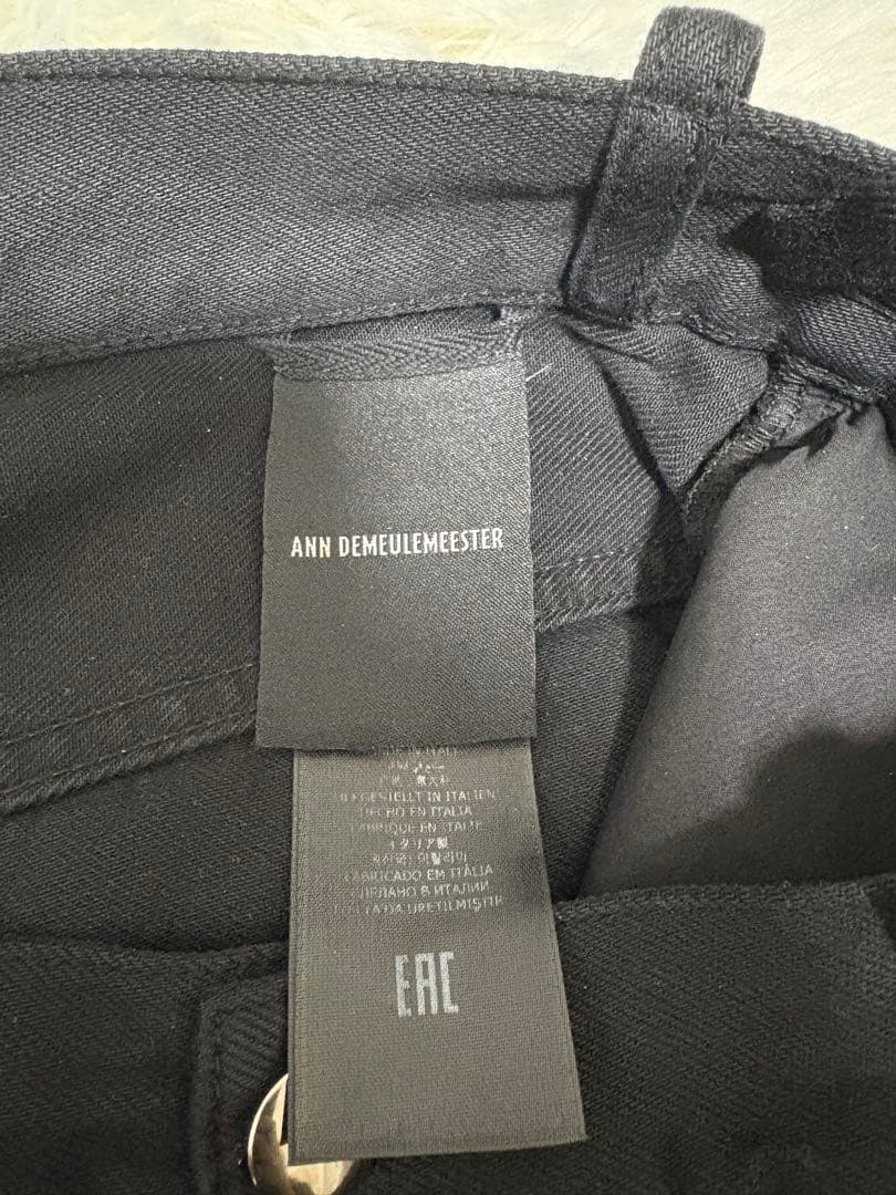 ANN DEMEULEMEESTER ブラックデニムパンツ