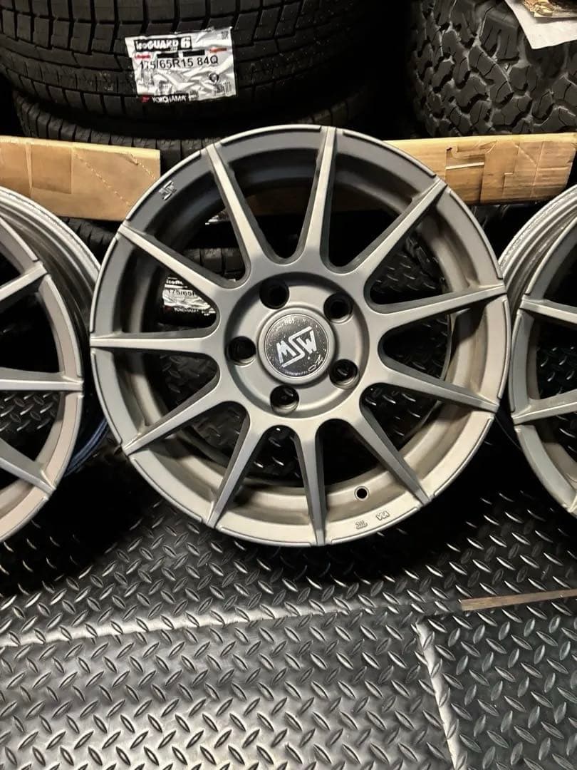 ◇送料込み◇ BMW専用　16inch 中古ホイール4本