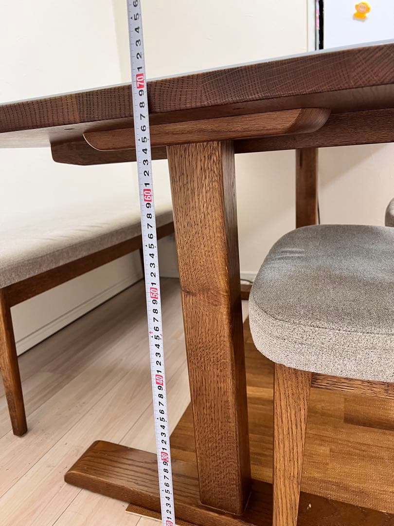 飛騨産業　ダイニングテーブル　東京インテリア