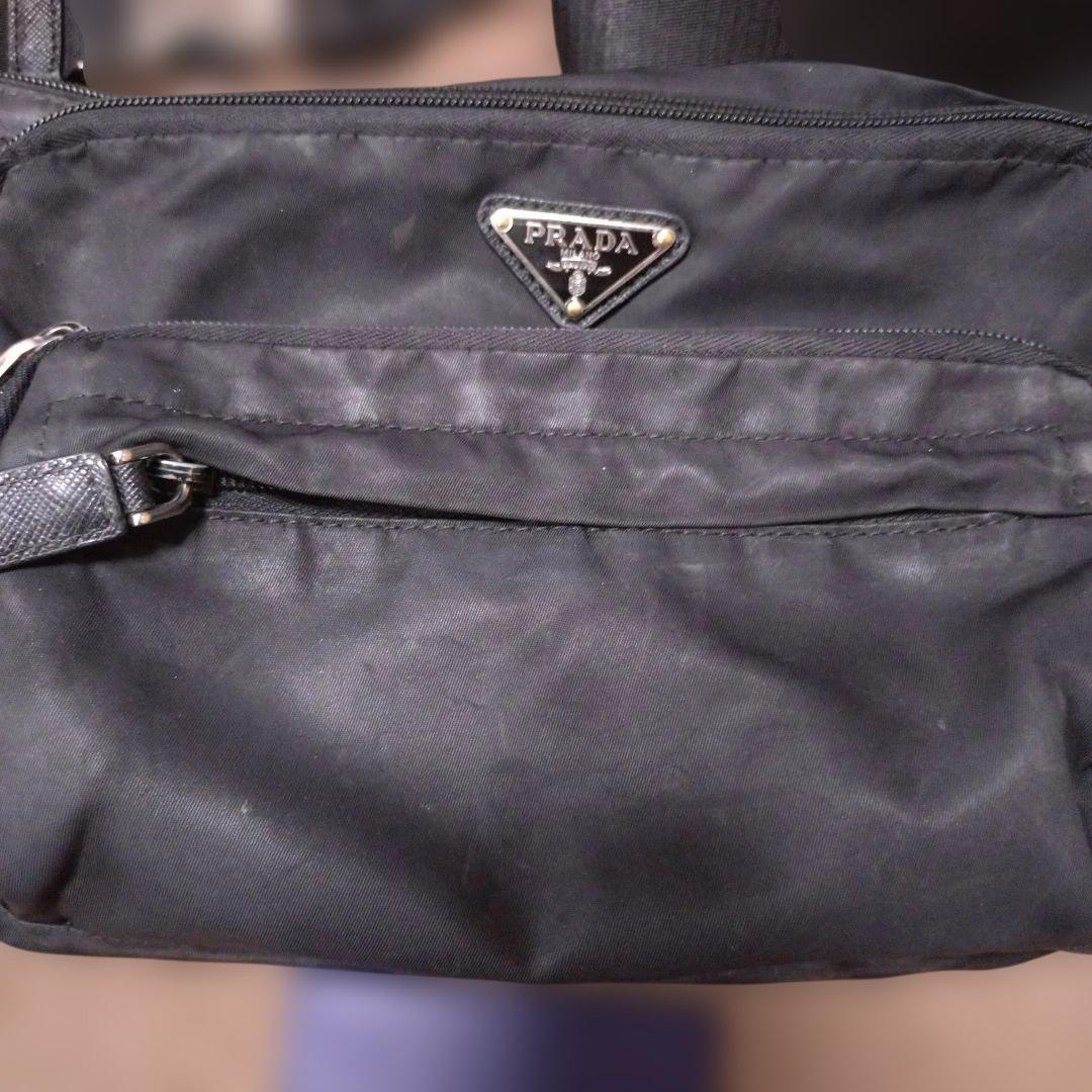PRADA　プラダ　ボディバッグ　ブラック