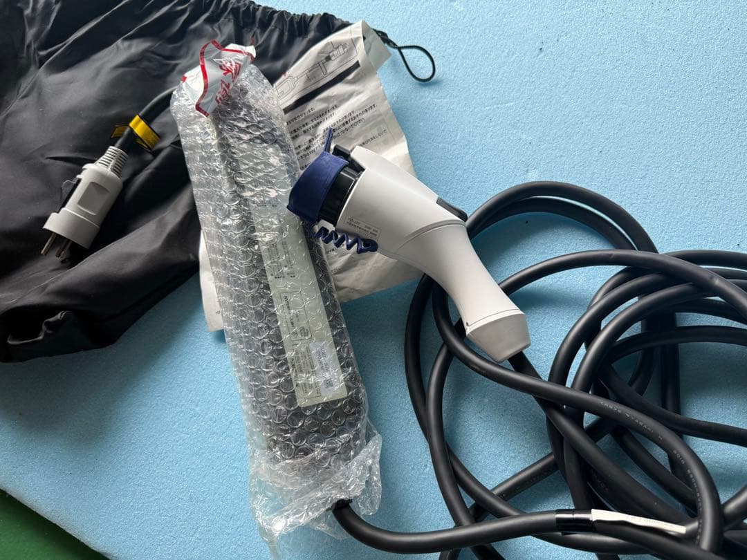 サ*ク様 新品未使用 日産 リーフ ZE1 正規純正充電ケーブル 29690 6