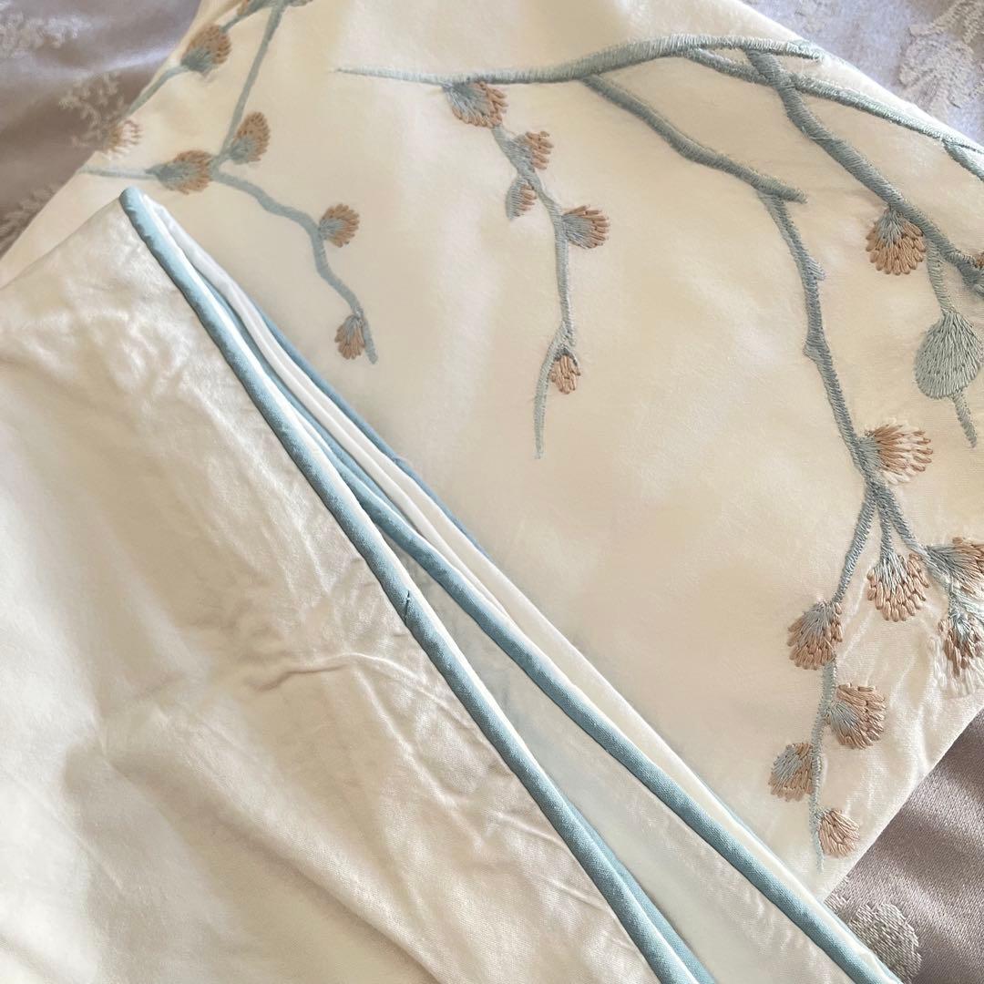 イギリス直輸入　旧ローラアシュレイ 刺繍掛け布団カバー＋枕カバー*2