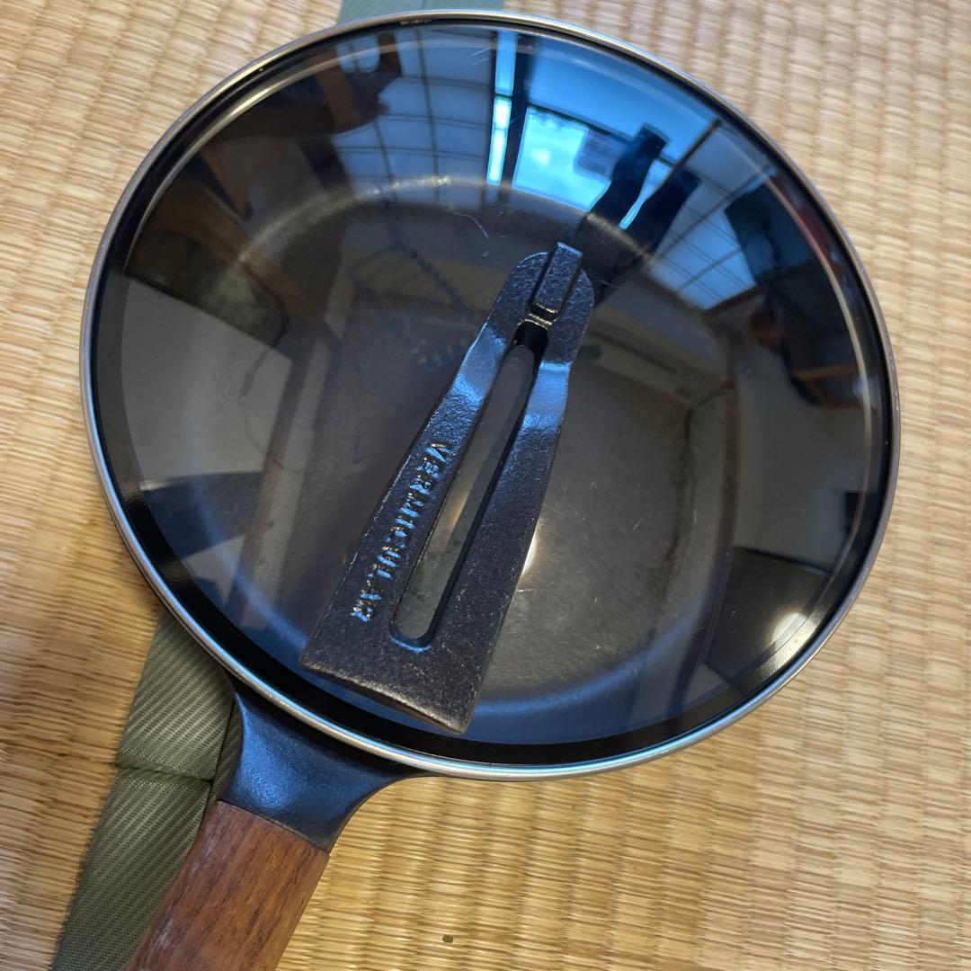 VERMICULAR 鋳鉄フライパン 24cm