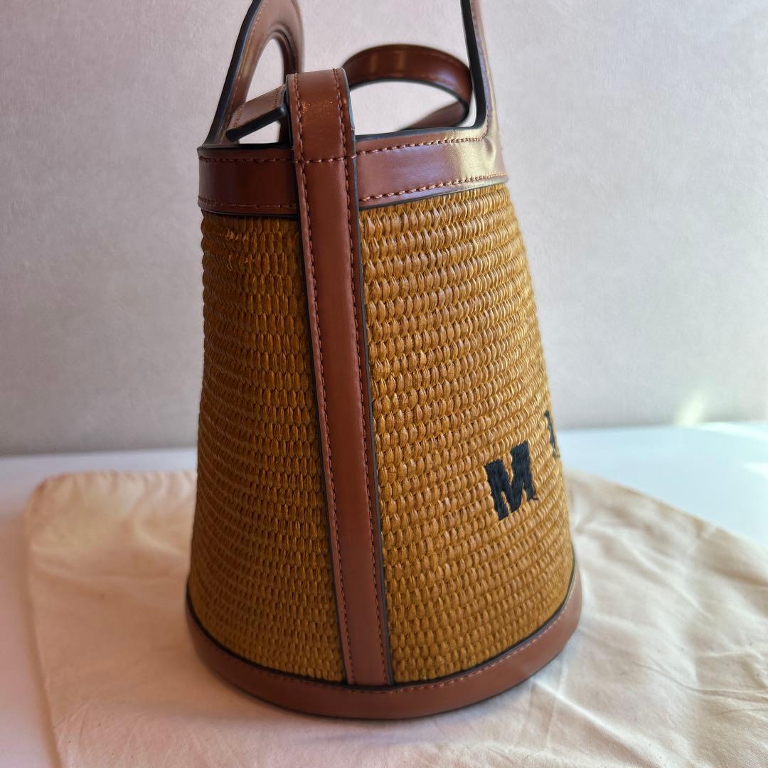 マルニ　カゴバッグ　ショルダーバッグ