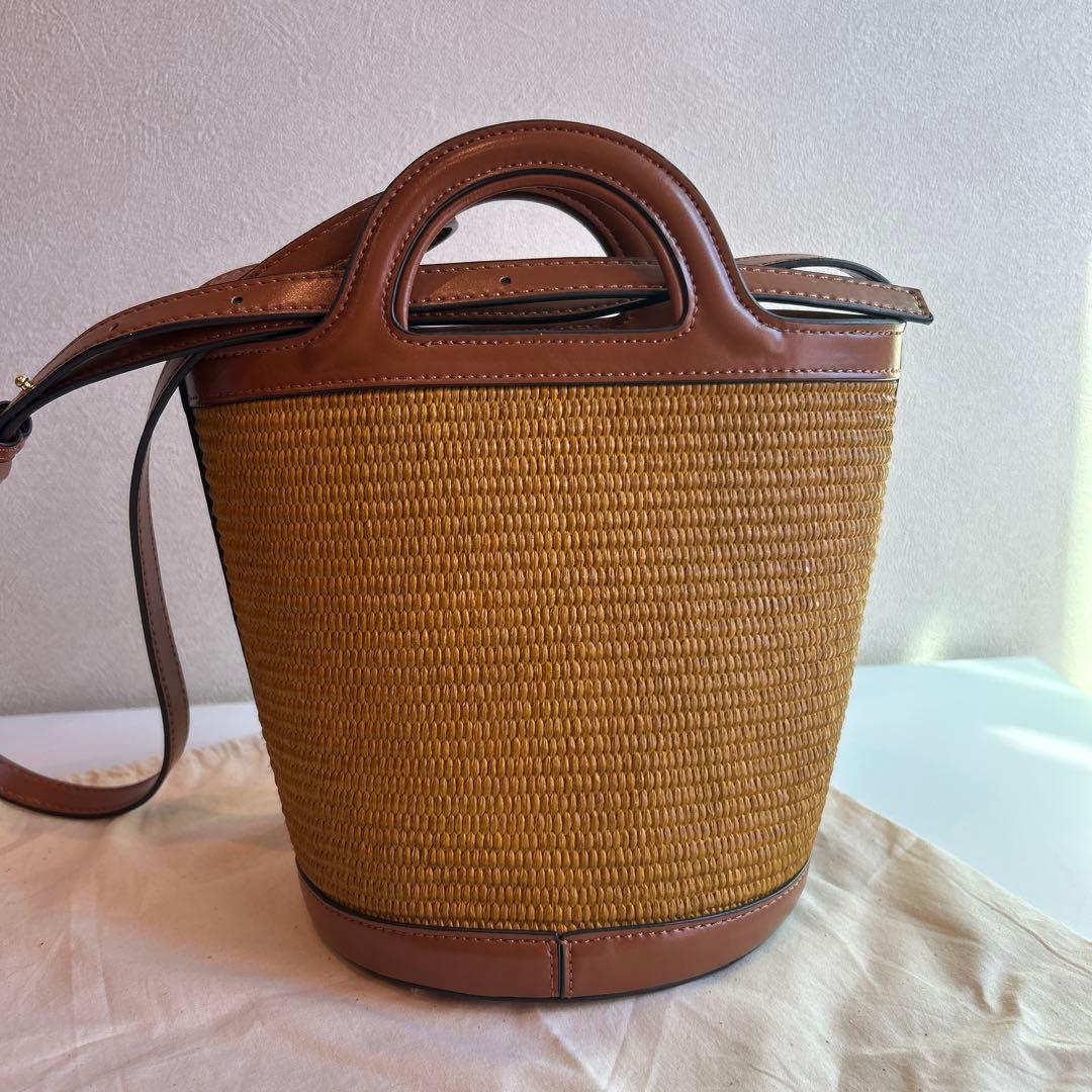 マルニ　カゴバッグ　ショルダーバッグ