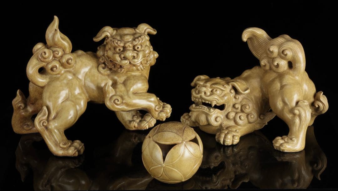 で*い様 九谷焼 玉獅子 双獅子置物 一対 共箱付 24cm 唐獅子 狛犬 古美