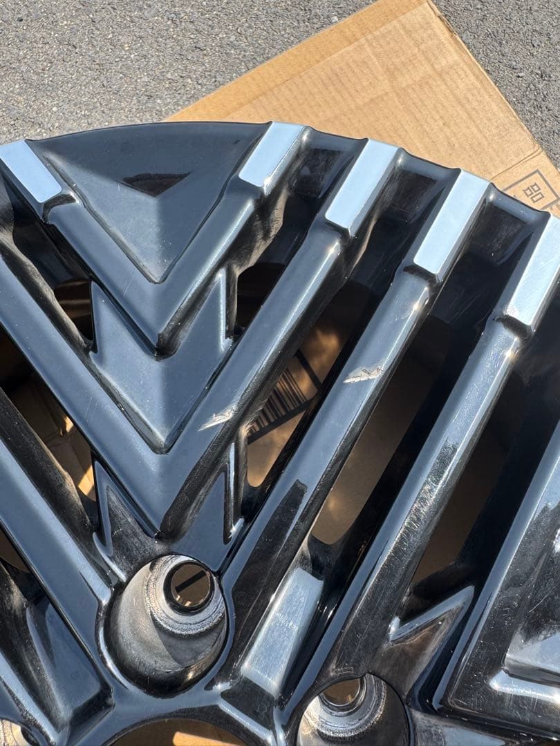 日産　リーフ　ZE1 純正ホイール