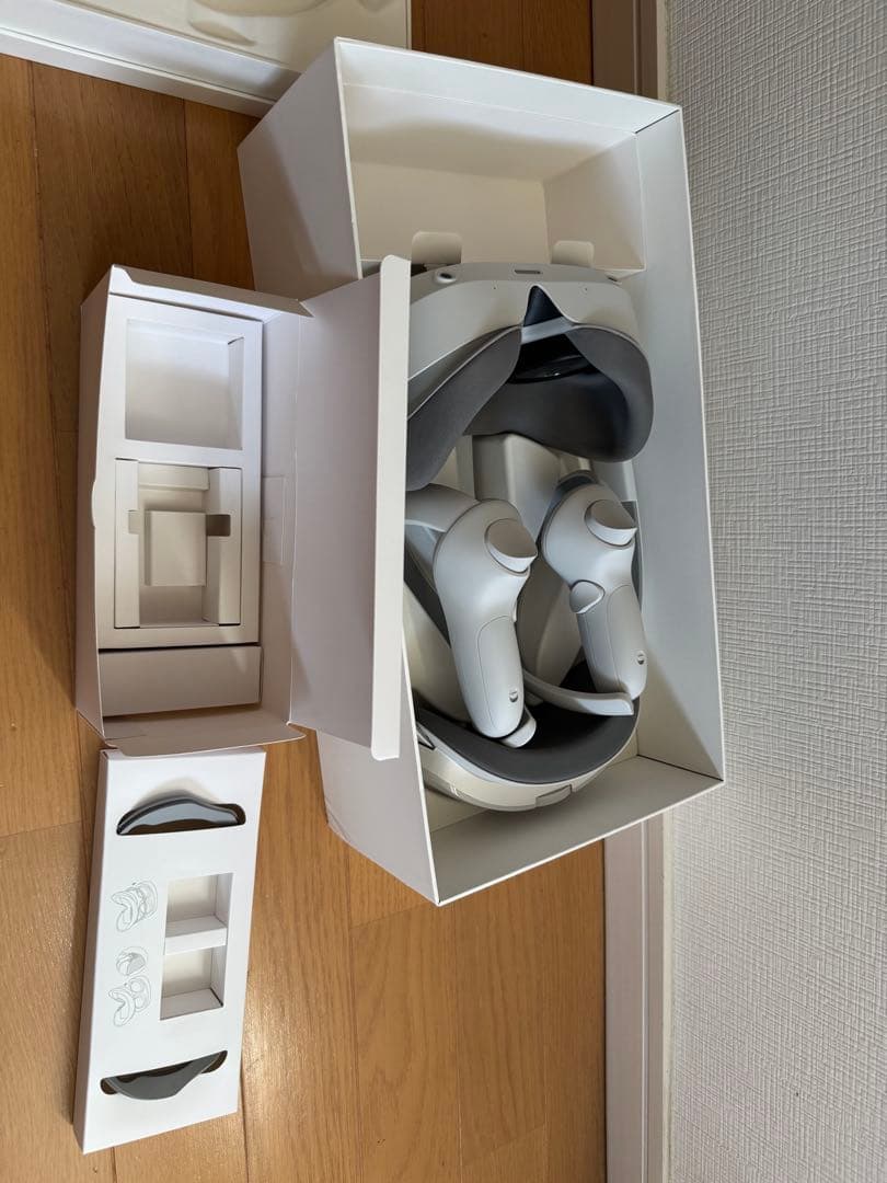 PICO4 256GB VRヘッドセット 【ほぼ未使用】