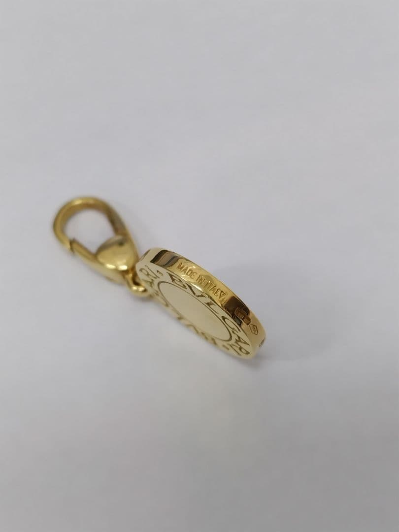 ま*ん様 BVLGARIブルガリブルガリ 750刻印 K18 チャーム　オニキス