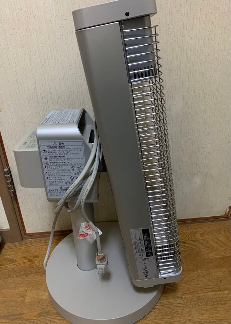 美品　DAIKIN ダイキン 遠赤外線暖房機 セラムヒート ERFT11XSE8