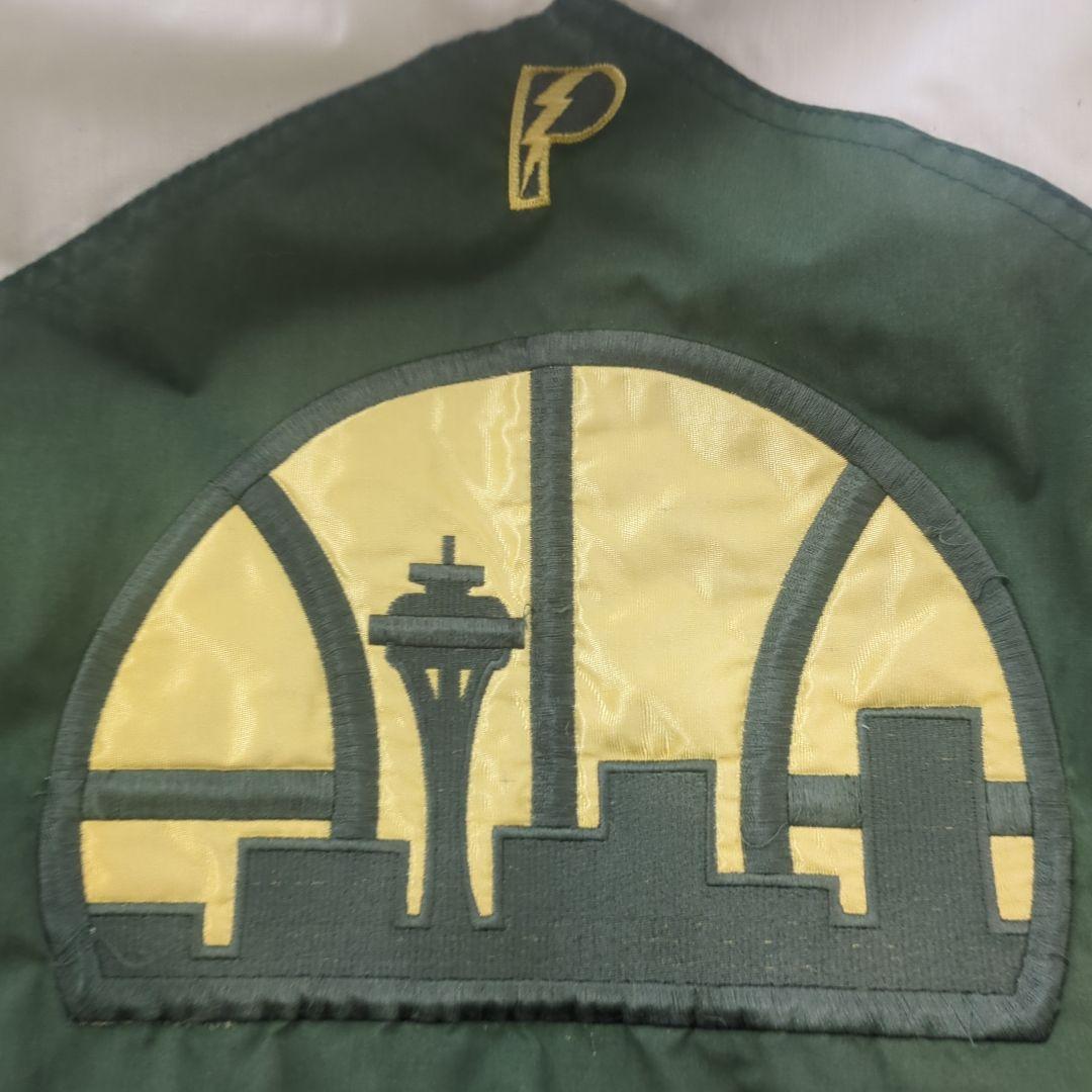 ユ*キ様 【希少】 NBA プロプレイヤー シアトルスーパー・ソニックス 中綿J