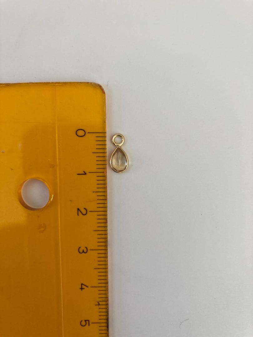 【超美品！】ARTIDA OUD（アルティーダ ウード）ルビーの限定ピアス2個