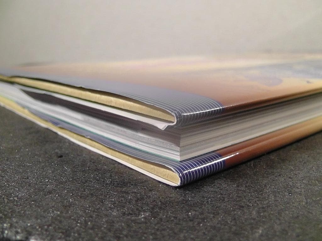 ギャラリー 宇治紬物語館 昭和後期の織物 系譜とチカラ 1958-1989 図録