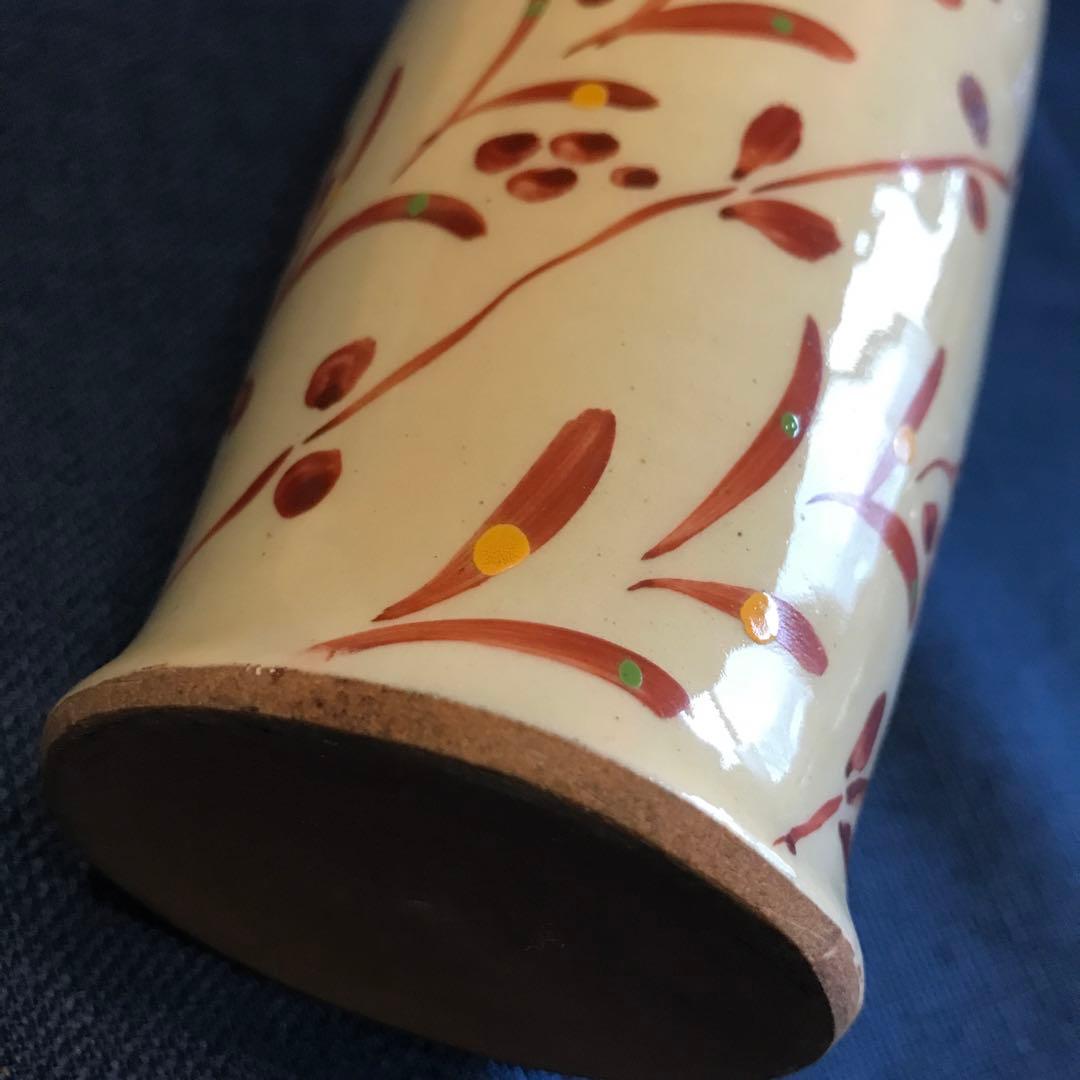 赤絵のやちむんの花瓶　花器　壺　沖縄　ガーデニング　ガーデン雑貨