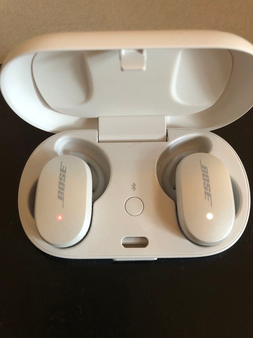 ジャンク品Bose quietcomfort Earbuds