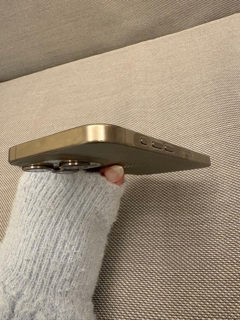 iPhone15 pro 本体