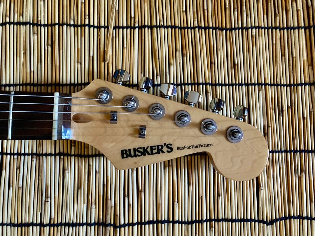 ☆値下決断 ☆美品　改造して新機能満載　ローノイズ化したBUSKERS ST