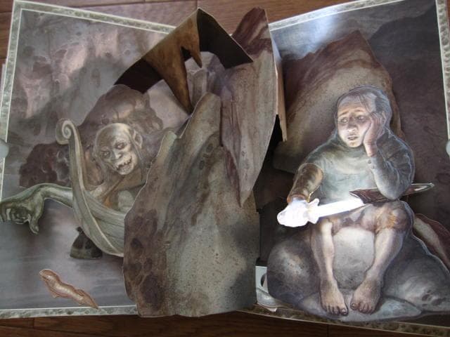 The Hobbit： A 3-D Pop-Up Adventure　仕掛け絵本