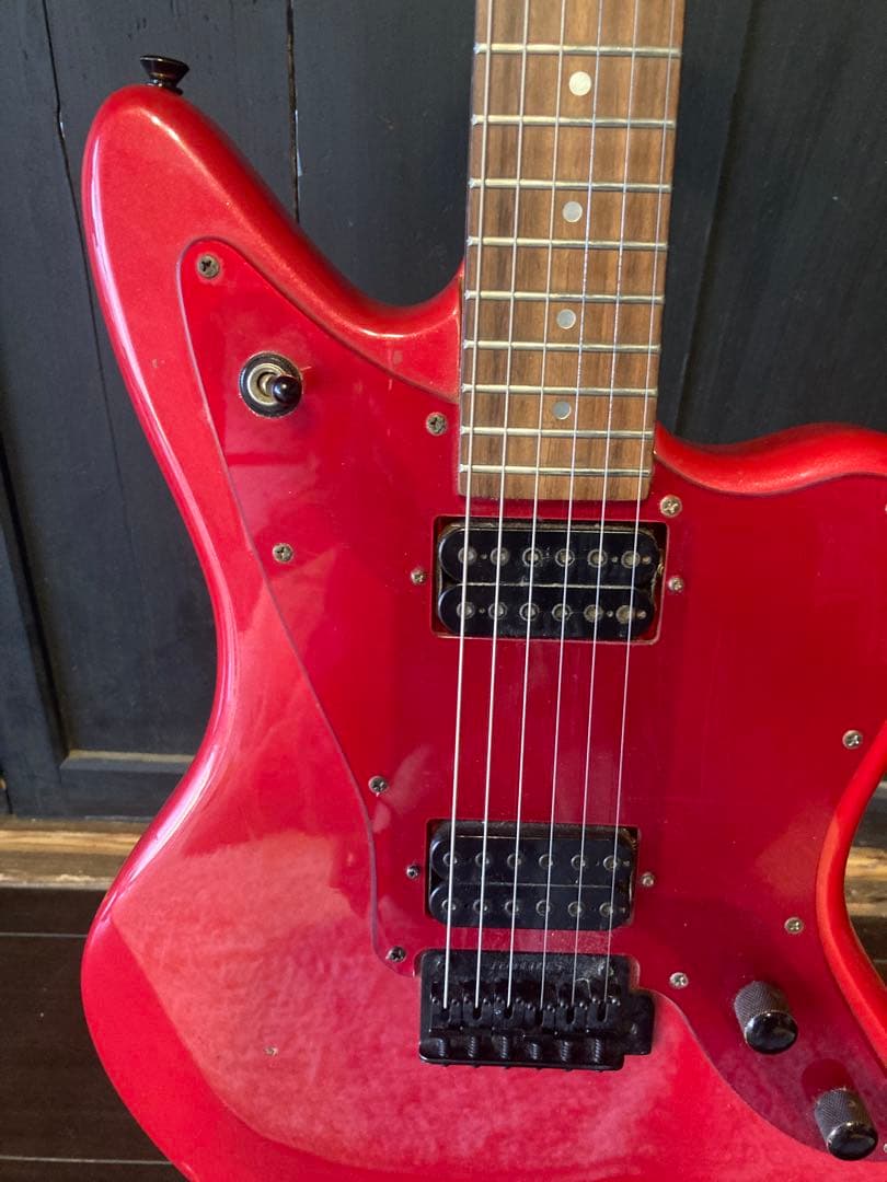 FELNANDES 赤いエレキギター