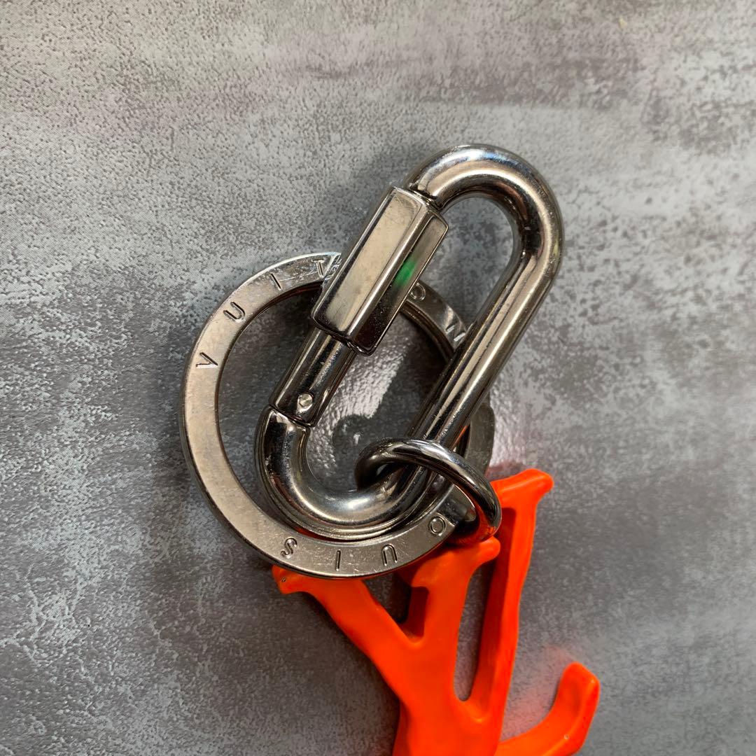 【正規品】ルイヴィトン キーホルダー オレンジ