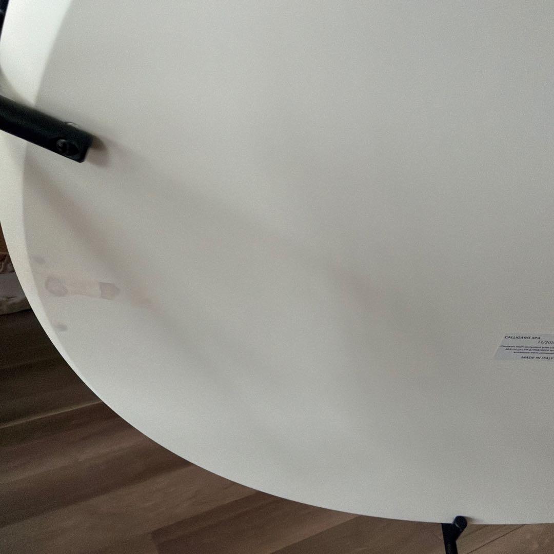 カリガリス　センターテーブル