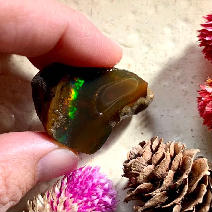 お買い得特価！100ctエッグインチョコレートオパール原石/鉱物標本