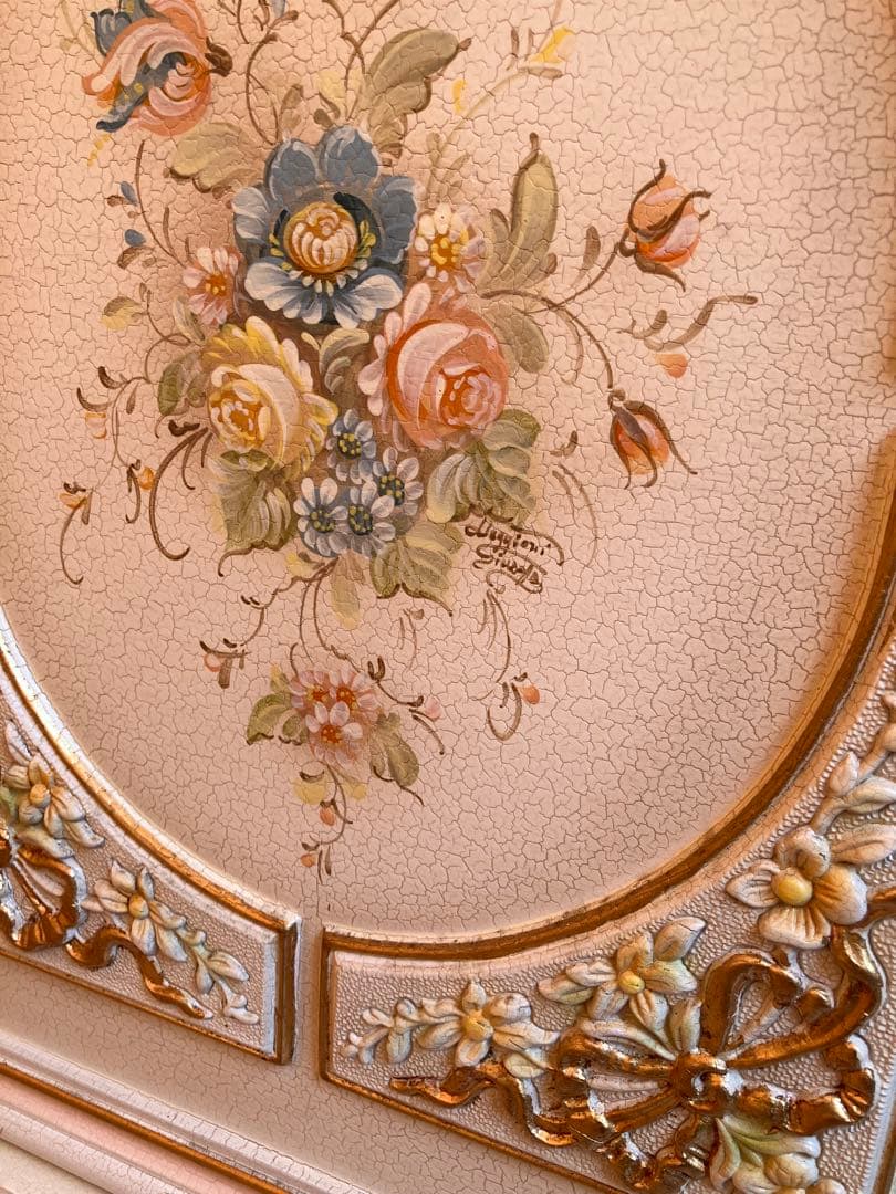 期間限定イタリア製　マリオ　コルチャゴ　サイドボード　中古　ロココ様式　希少