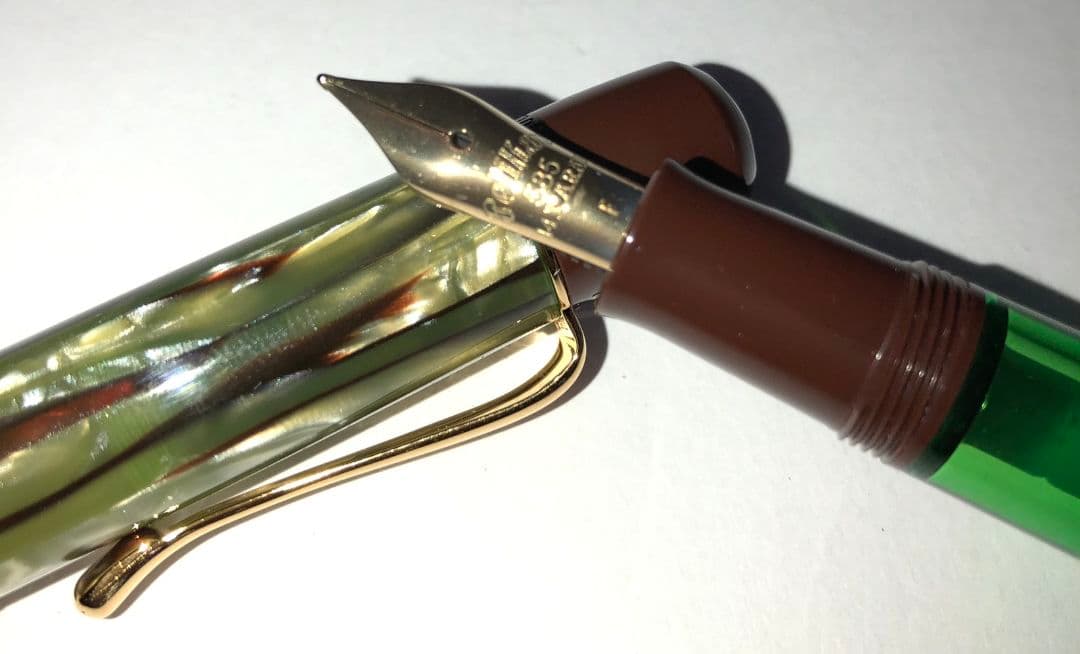 【最終お値下げ】ペリカン 万年筆 限定品 トータスシェル ブラウン