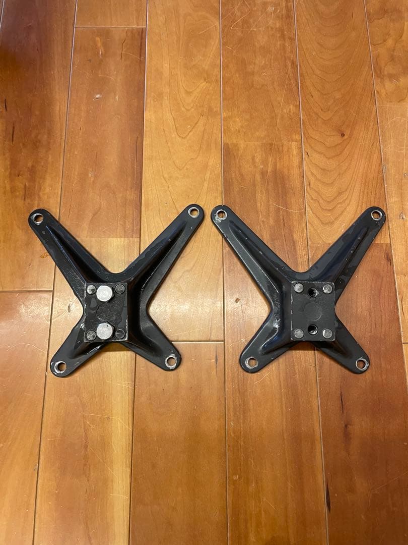 ハーマンミラー　イームズ　タンデムベース　パーツ　検索）vitra eames