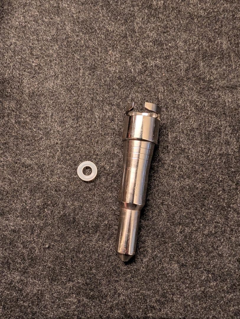 DeLonghi デロンギ デディカ 　タンパー、ディストリビューター付き