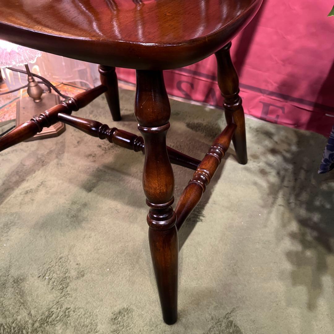 tora２脚引き取り価格　キツツキマーク ヴィンテージ ウインザーチェア