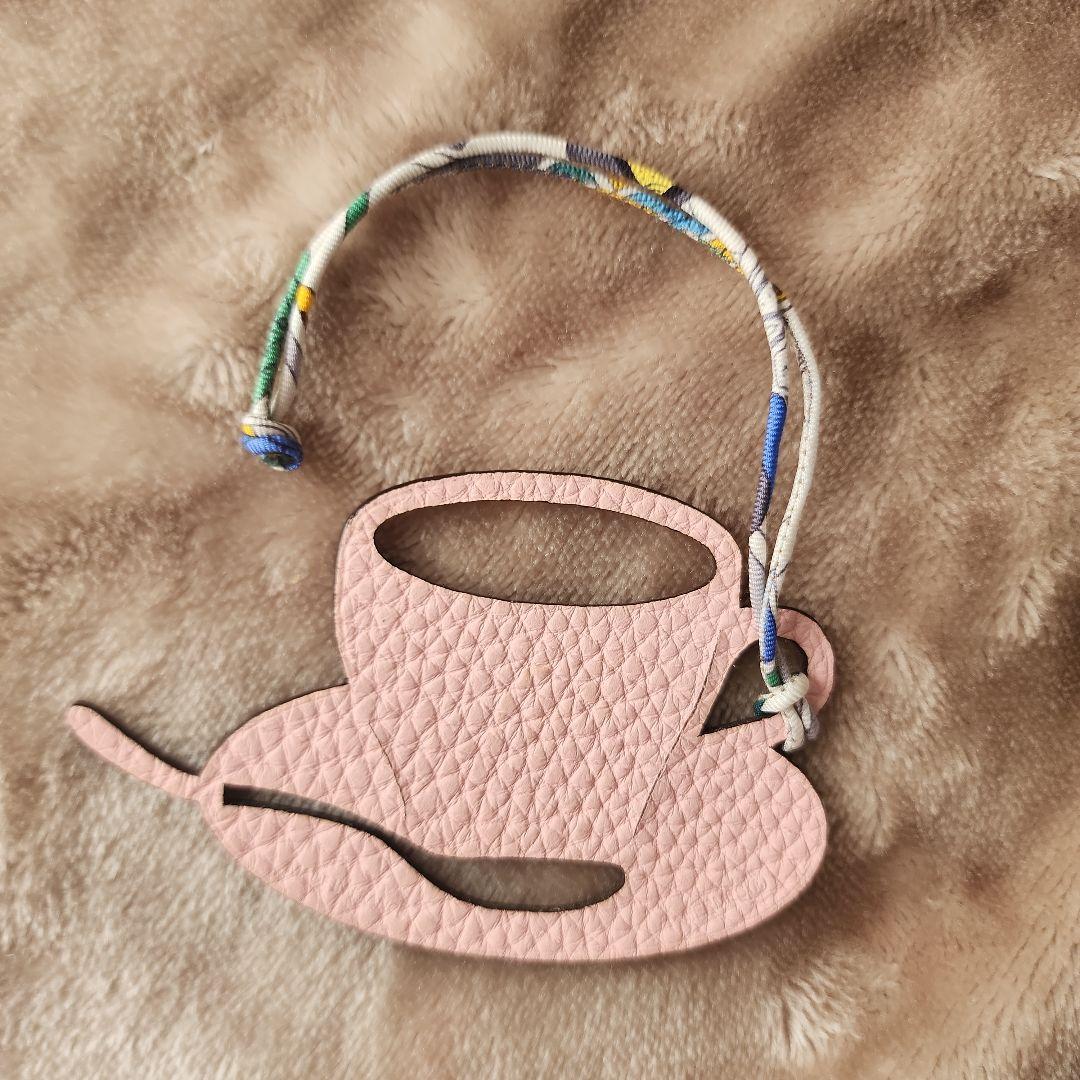 box付【HERMES】レザーチャーム　プティアッシュ　エルメス　ティーカップ