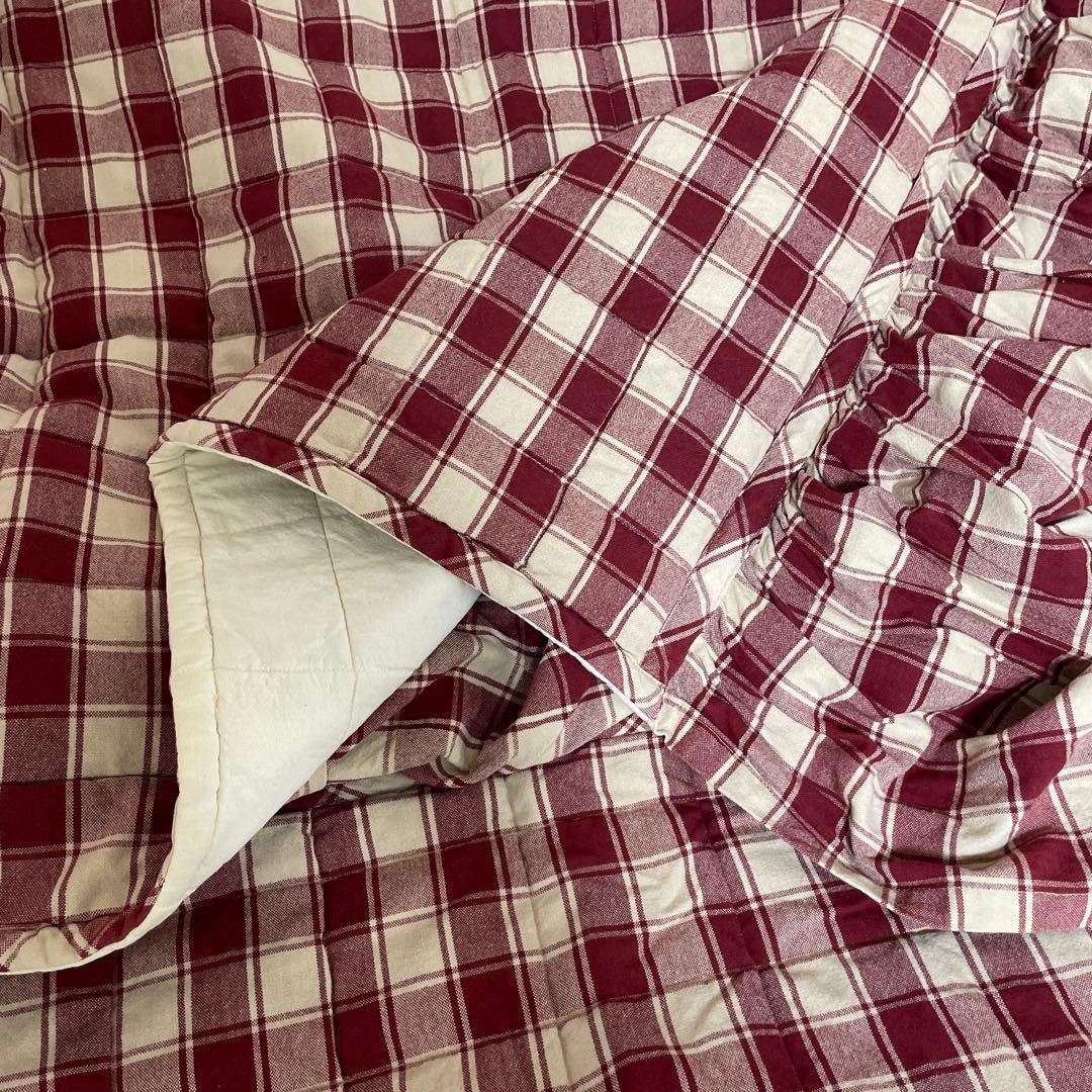 アンファン ベッドスカート マルチカバー　キルト　カントリー　アントステラ　赤