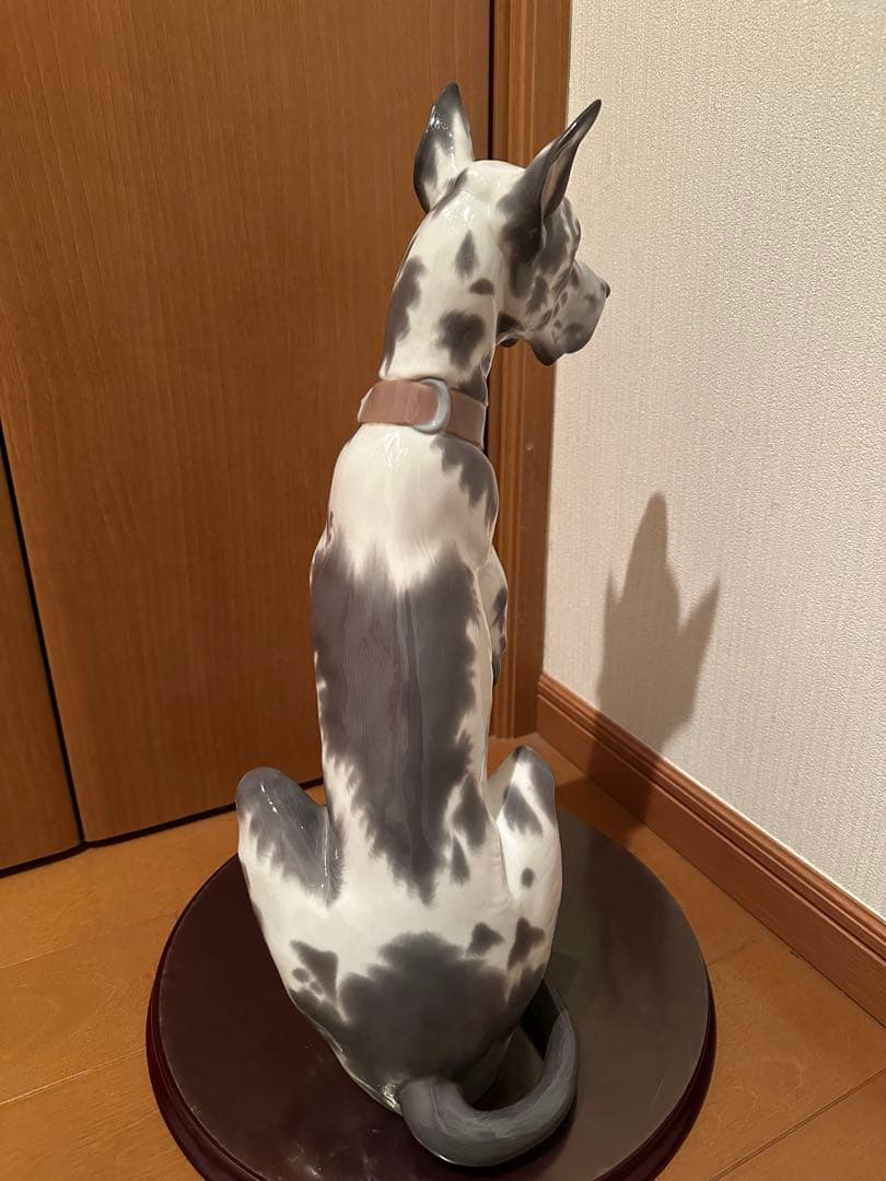 リヤドロ　グレートデン