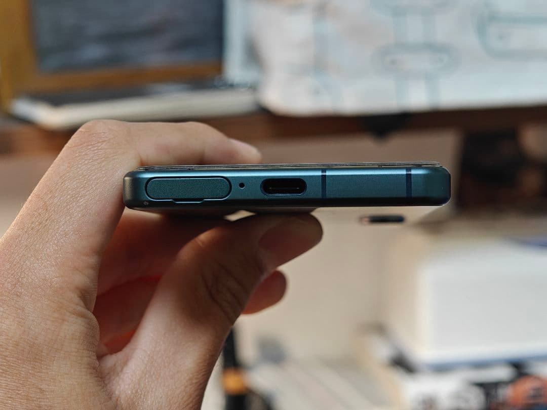 Xperia 5 iv グリーン 8/128 バッテリー良好ケース付き