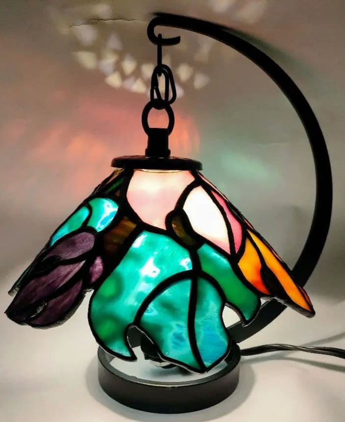 新品ステンドグラス リーフランプ