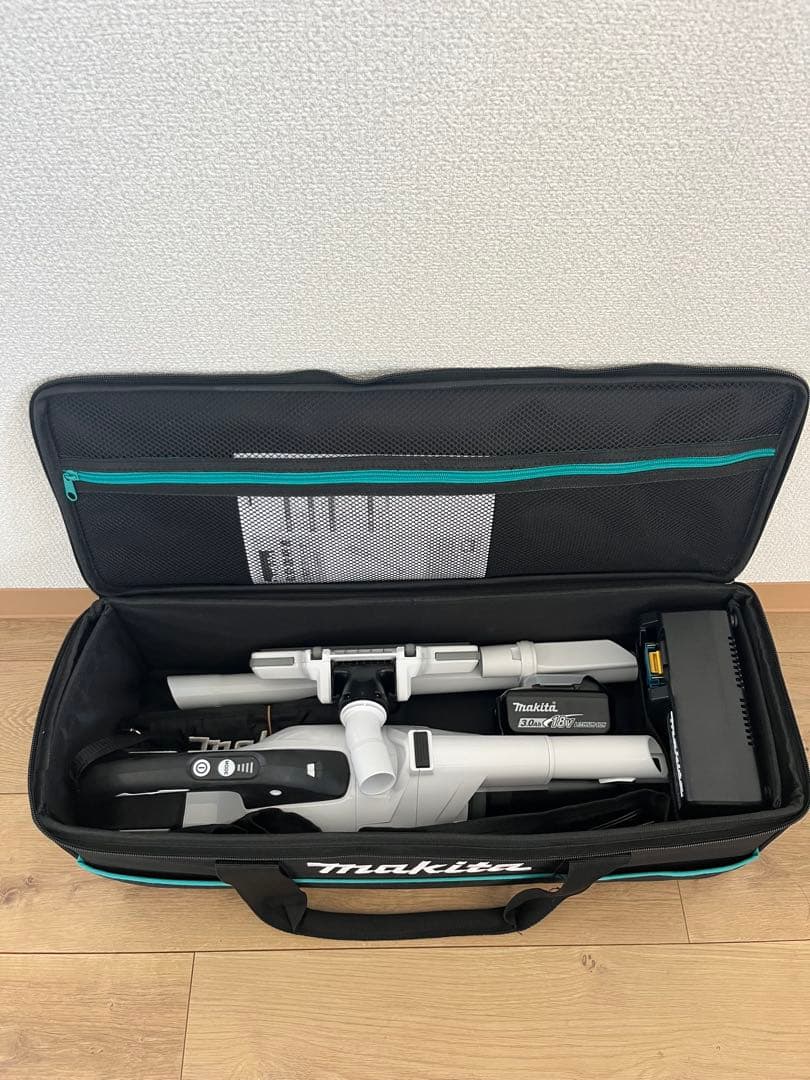 Makita マキタ　CL286FD 充電式クリーナー