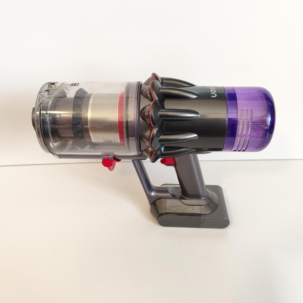 すぐ使える　Dyson SV18　掃除機 一式セット【動作確認済】　No187