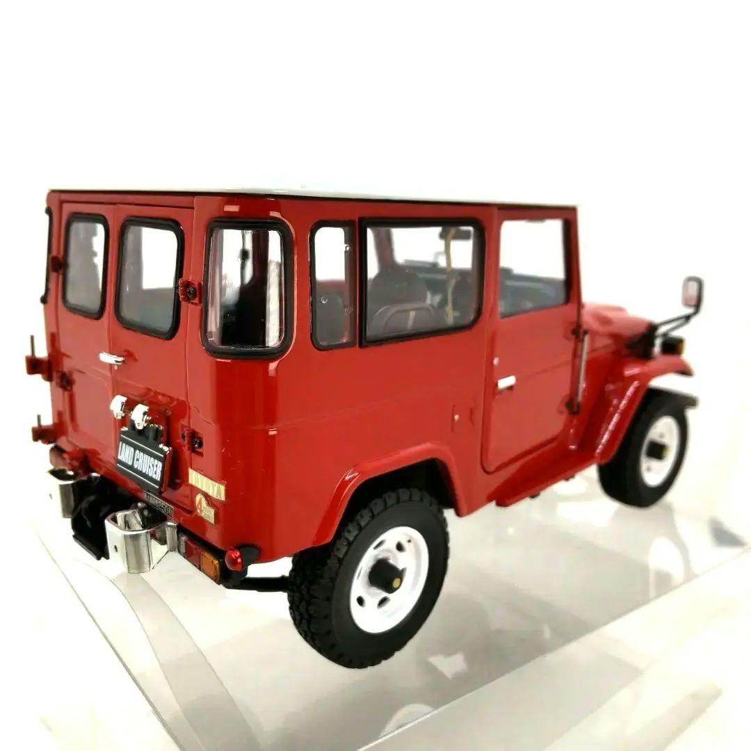 京商 1/18 トヨタ ランドクルーザー 40 バン (BJ42V)