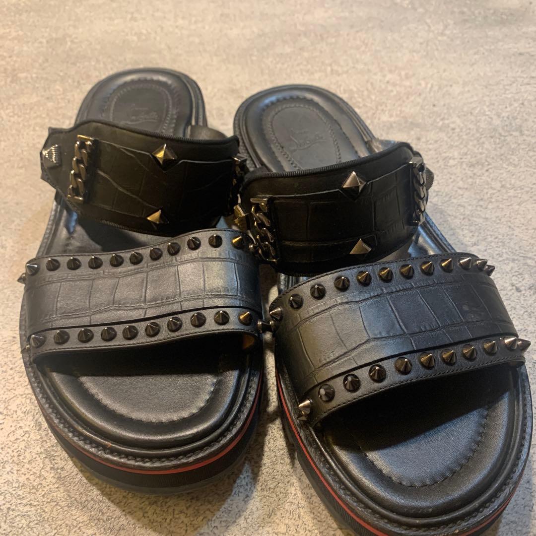 Christian Louboutinスタッズ＊ブラックレザーサンダル＊26.5