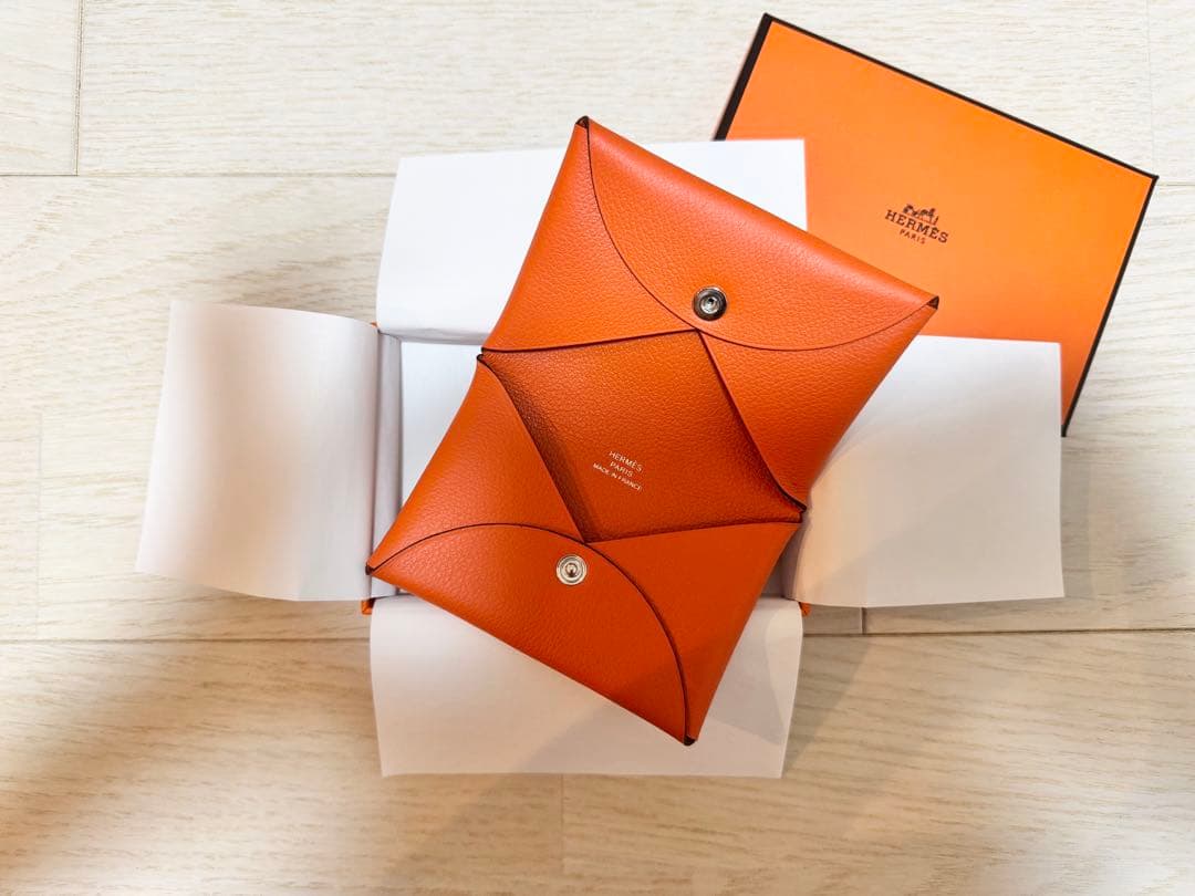 【新品未使用】HERMES ガルヴィ　カラー：フー(オレンジ系)