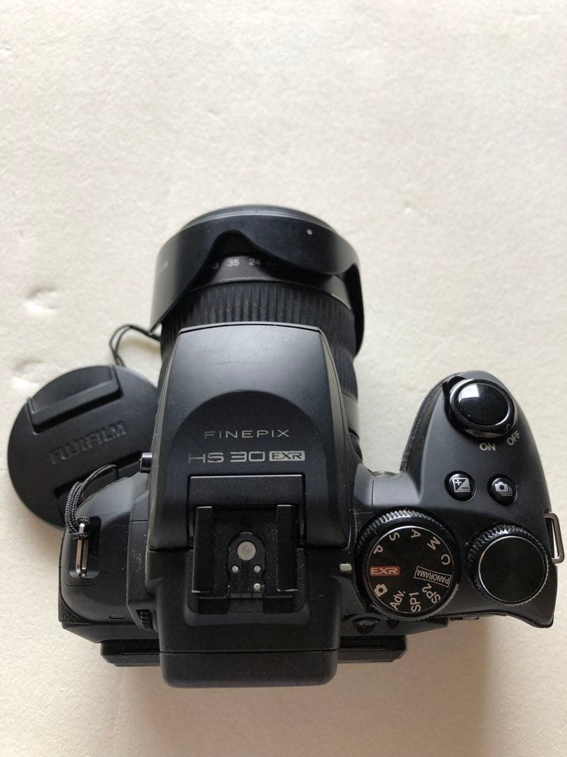 FUJIFILM FinePix HS30EXR 充電器あり