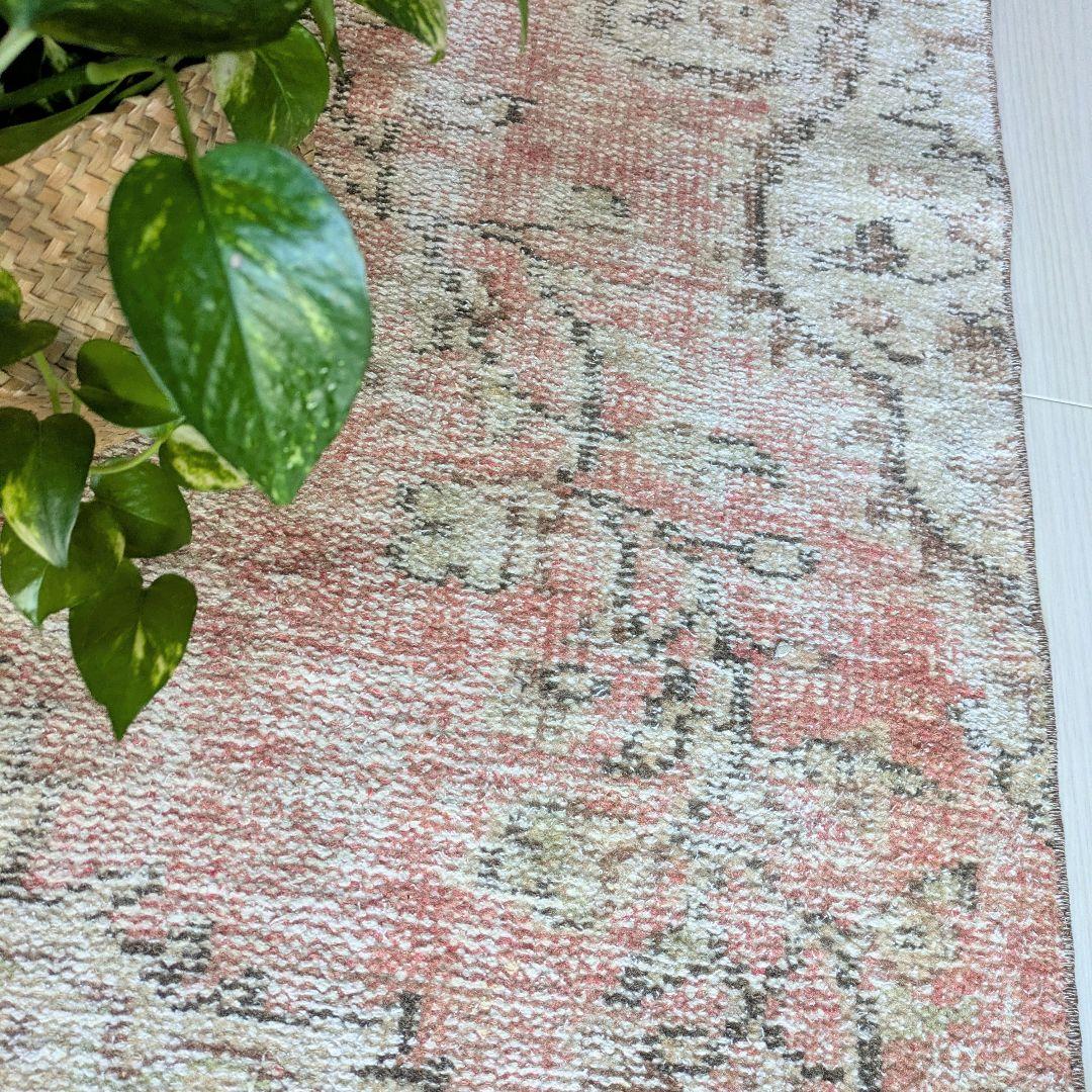 101×218 かすれた赤のトルコヴィンテージラグ