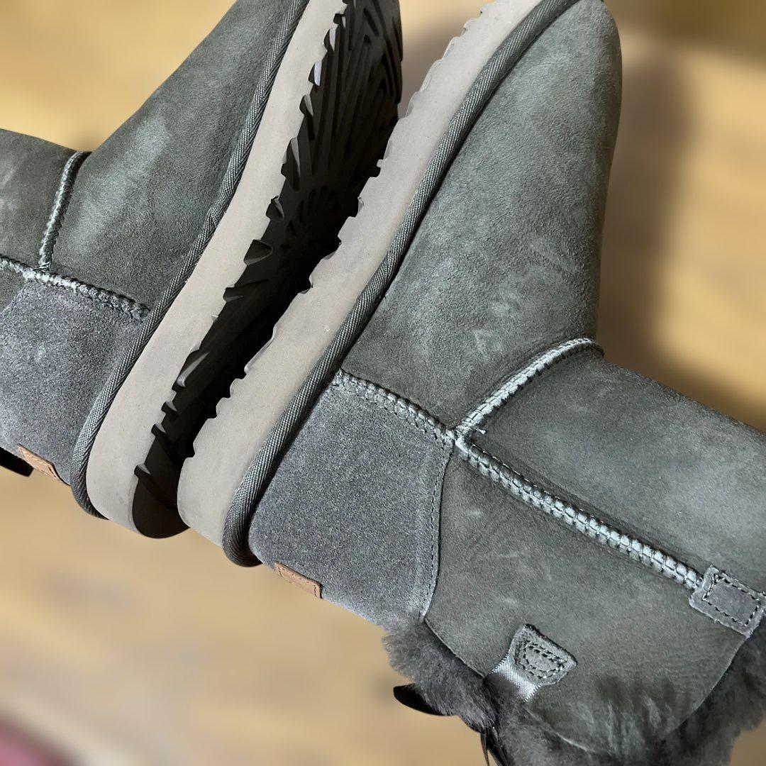 ヒマワリ様 UGG ムートンブーツ カーキ 25センチ リボン アグ