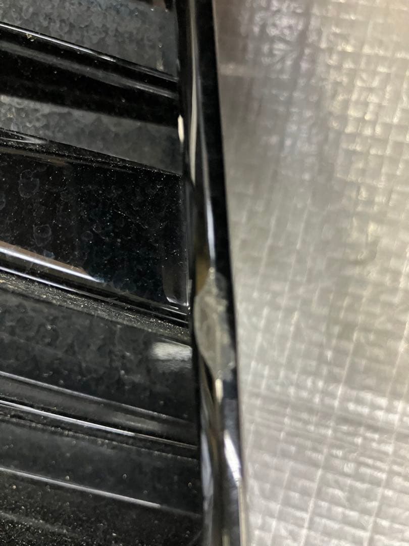 ♦︎トヨタ　ヴォクシー80後期フロントバンパーロアグリル★ブラック★