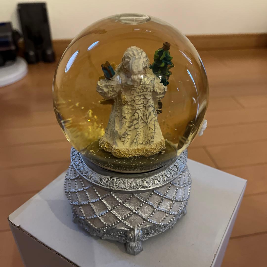 クリスマススノードーム