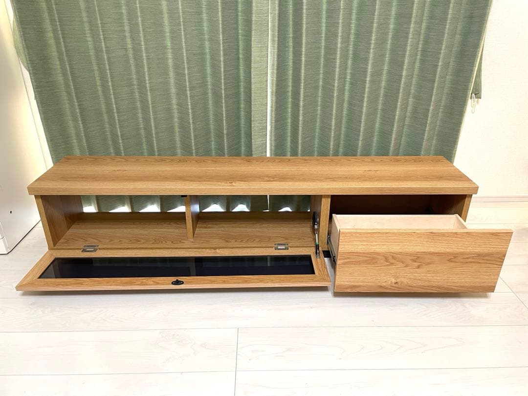 ニトリ　 奥行30cmスリムテレビ台 (幅150cm NA)