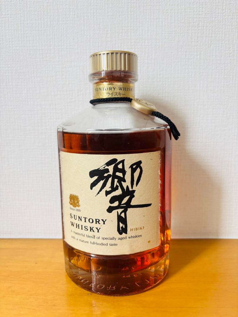 響 旧 裏ゴールドラベル 金キャップ 43％ 700mL