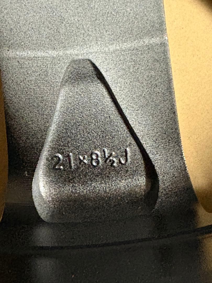 トヨタ　クラウンスポーツ　ホイール4本　新車納車前外し　21インチ